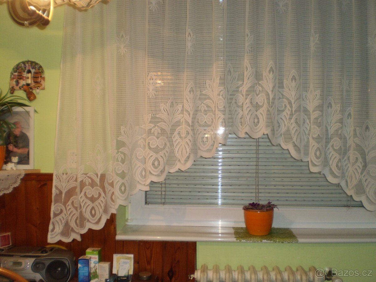 záclona - do kuchyně - do jídelny - oblouk - š. 3 bm - 3