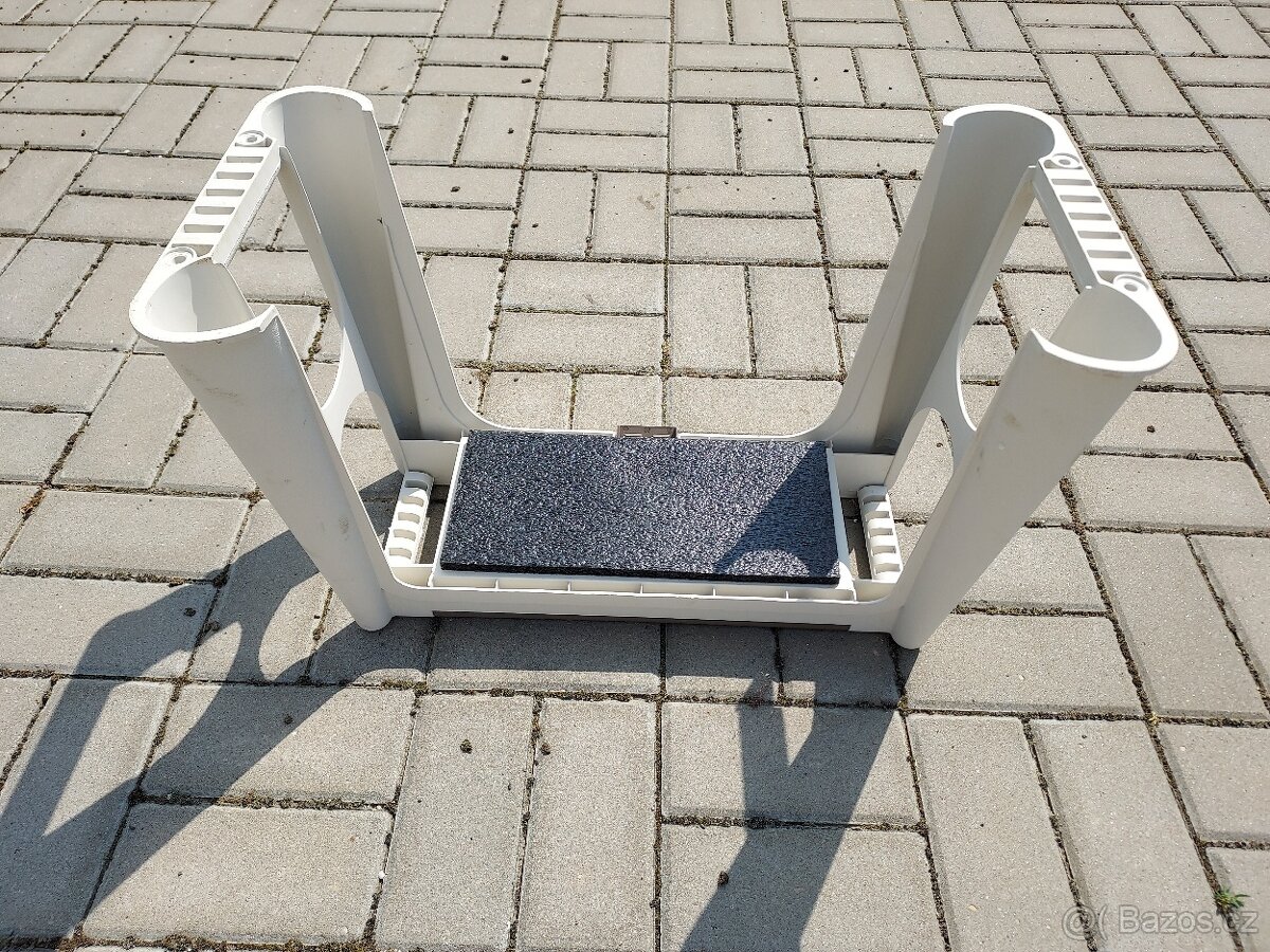 Zahradní židlička klekačka - 3