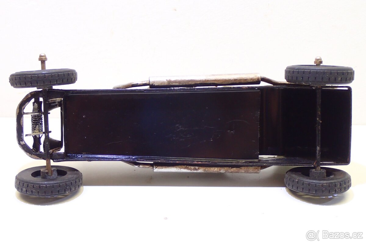 RETRO Plechové auto - 3