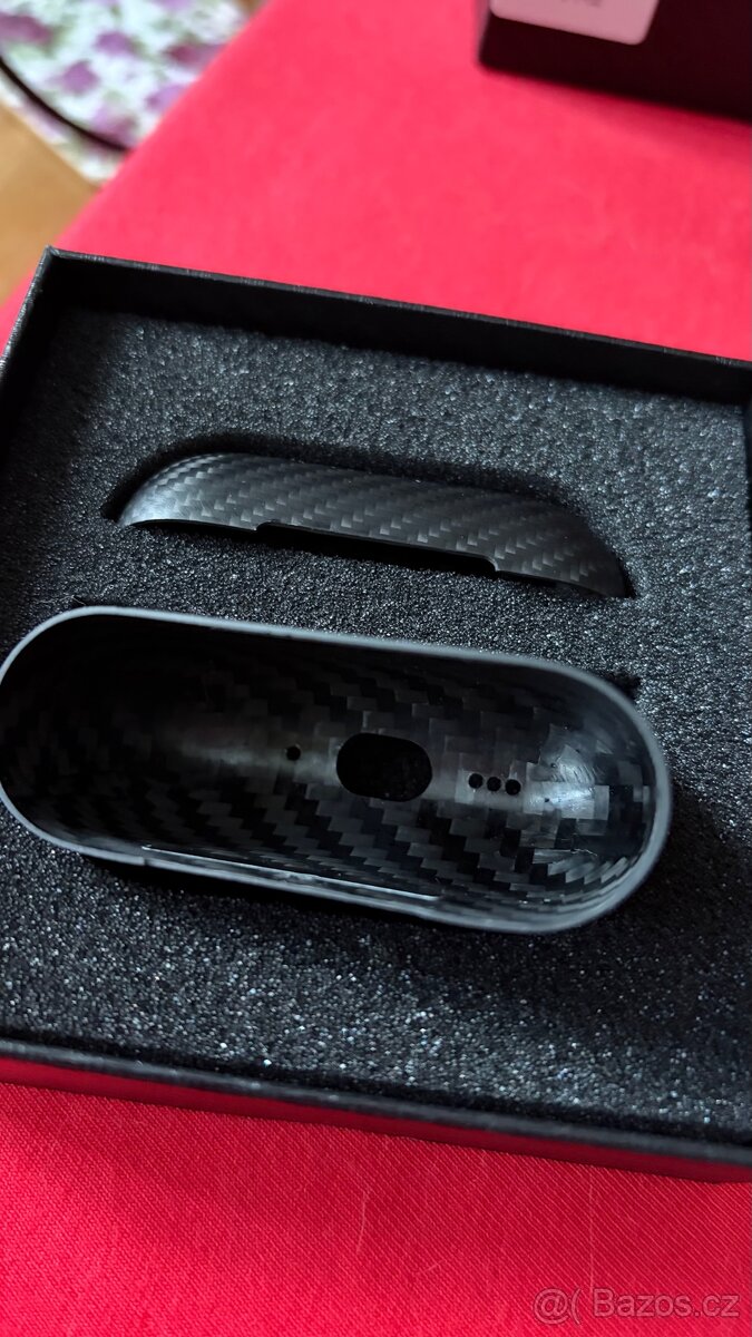 AirPods Pro 3 Aramid case - 3