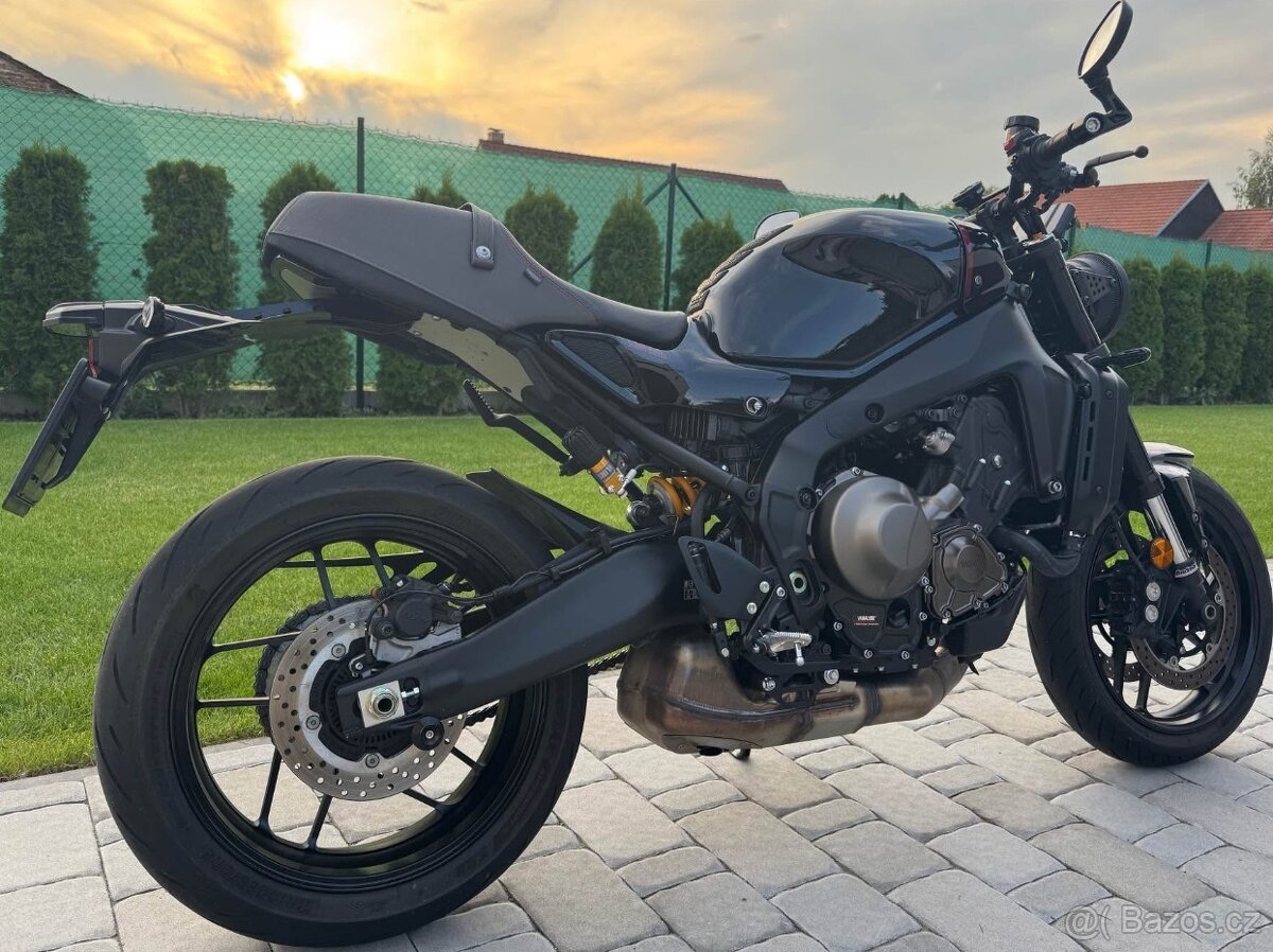 YAMAHA XSR900 SP - 3