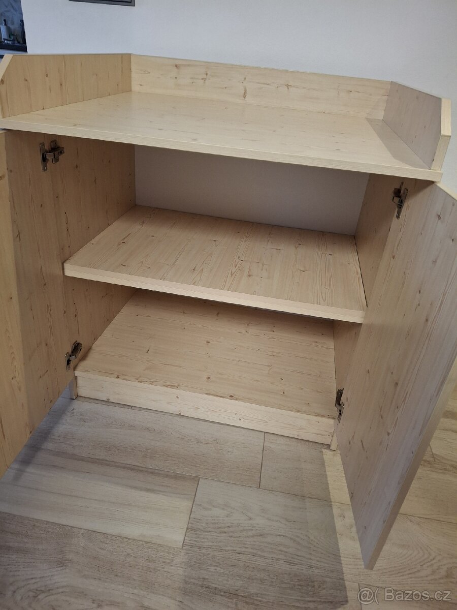 Přebalovací pult velký - 3