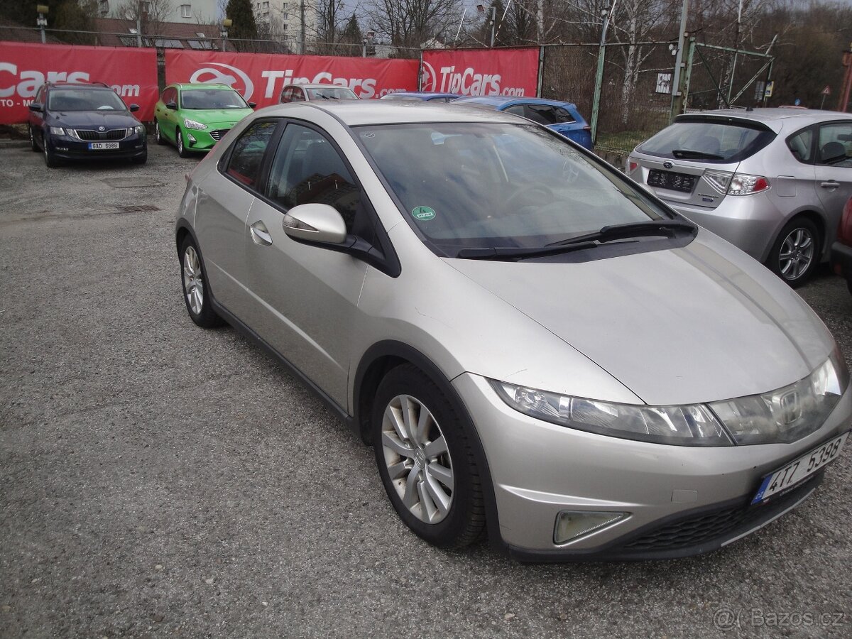 Prodám Honda Civic 2.2,i-CTDi,103kw - 3