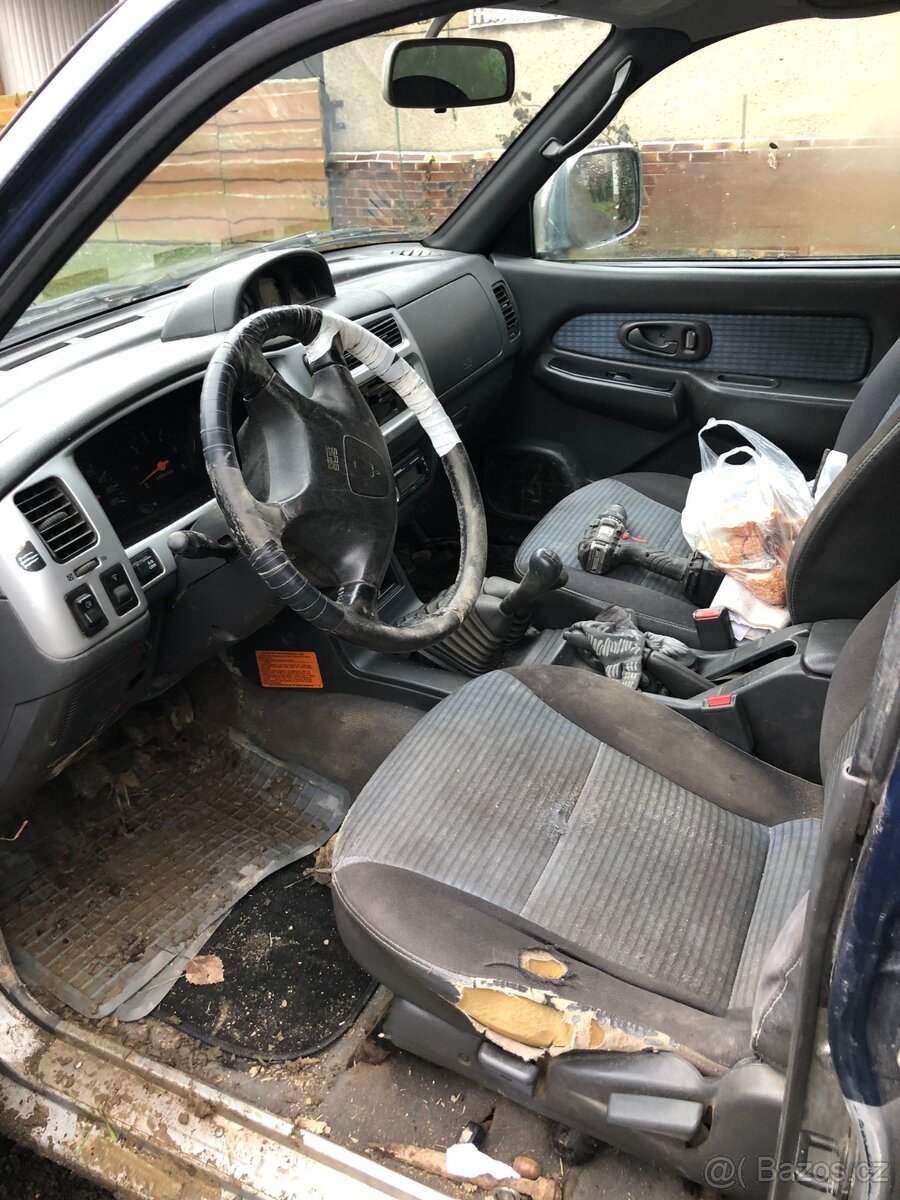 Mitsubishi L200 - 3