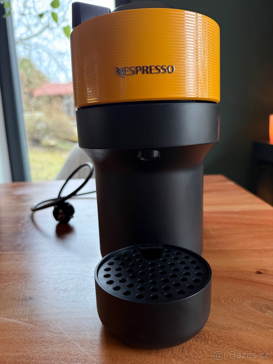 Kávovar NESPRESSO + kapsle - 3