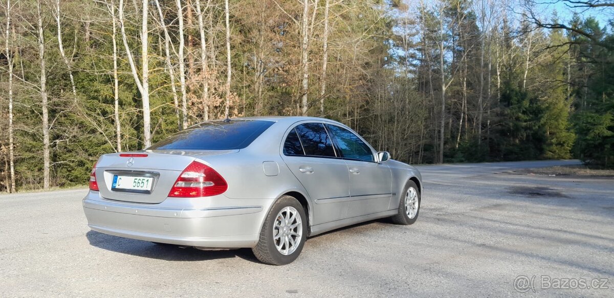 Mercedes Benz w211 e240 V6 - 3