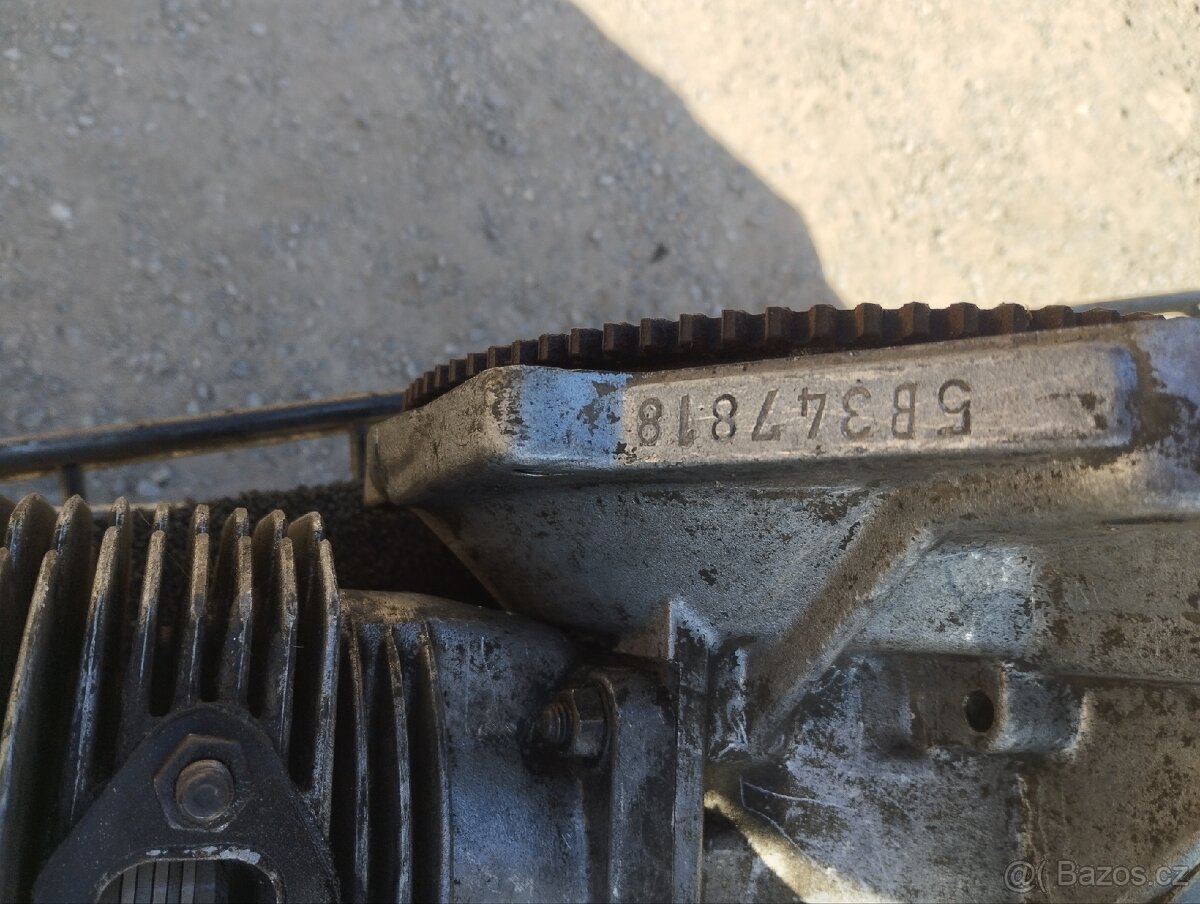 Prodám motor trabant 5B - 3