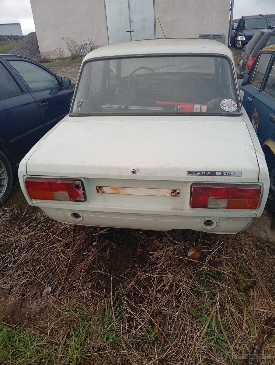 Lada 2105 - 3