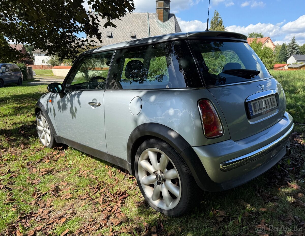 Mini Cooper 1,6 R50 85kW - 3