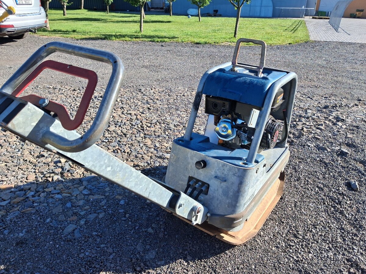 Vibrační deska Swepac FB225 30kN - 3