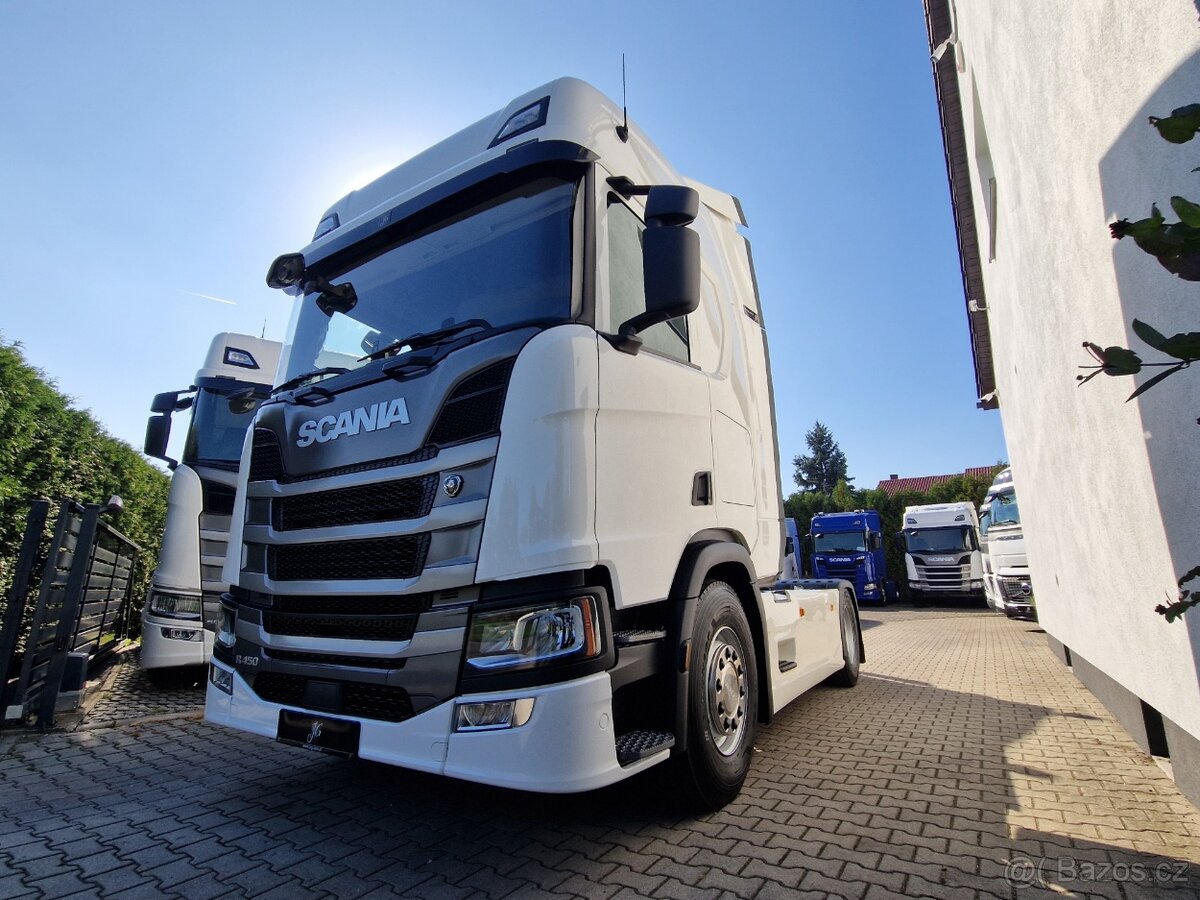 Tahač Scania R450 side skirts Full Led - 3