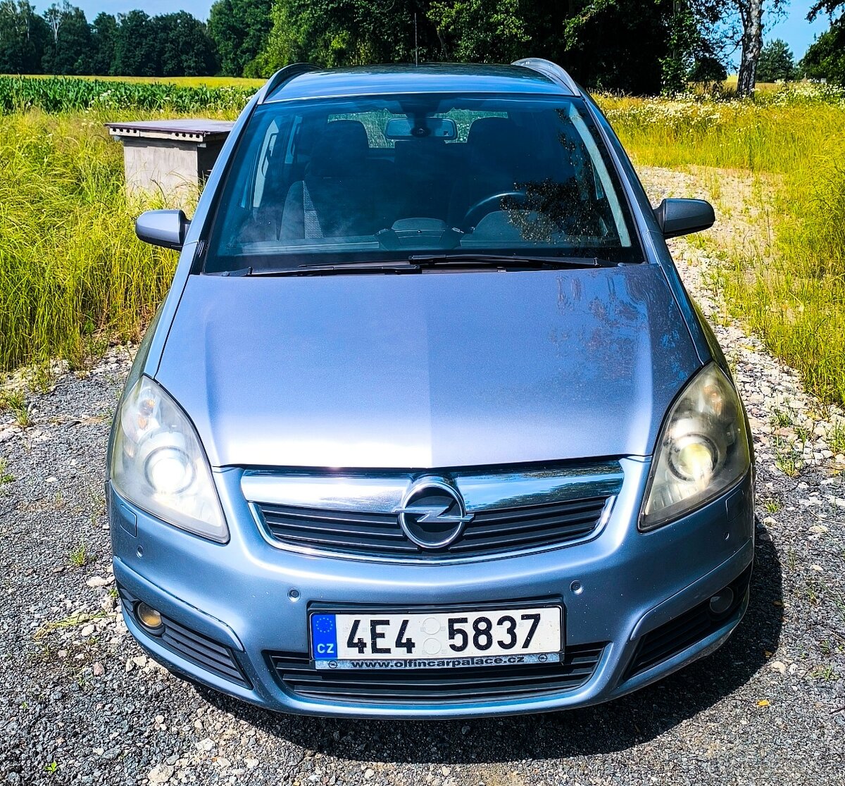 Opel Zafira B 1,8. - 3