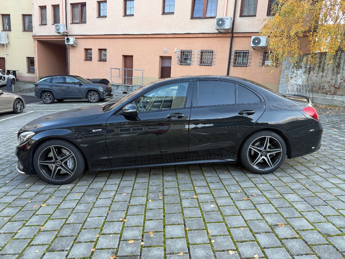 Mercedes Benz AMG C43 Performance - 3
