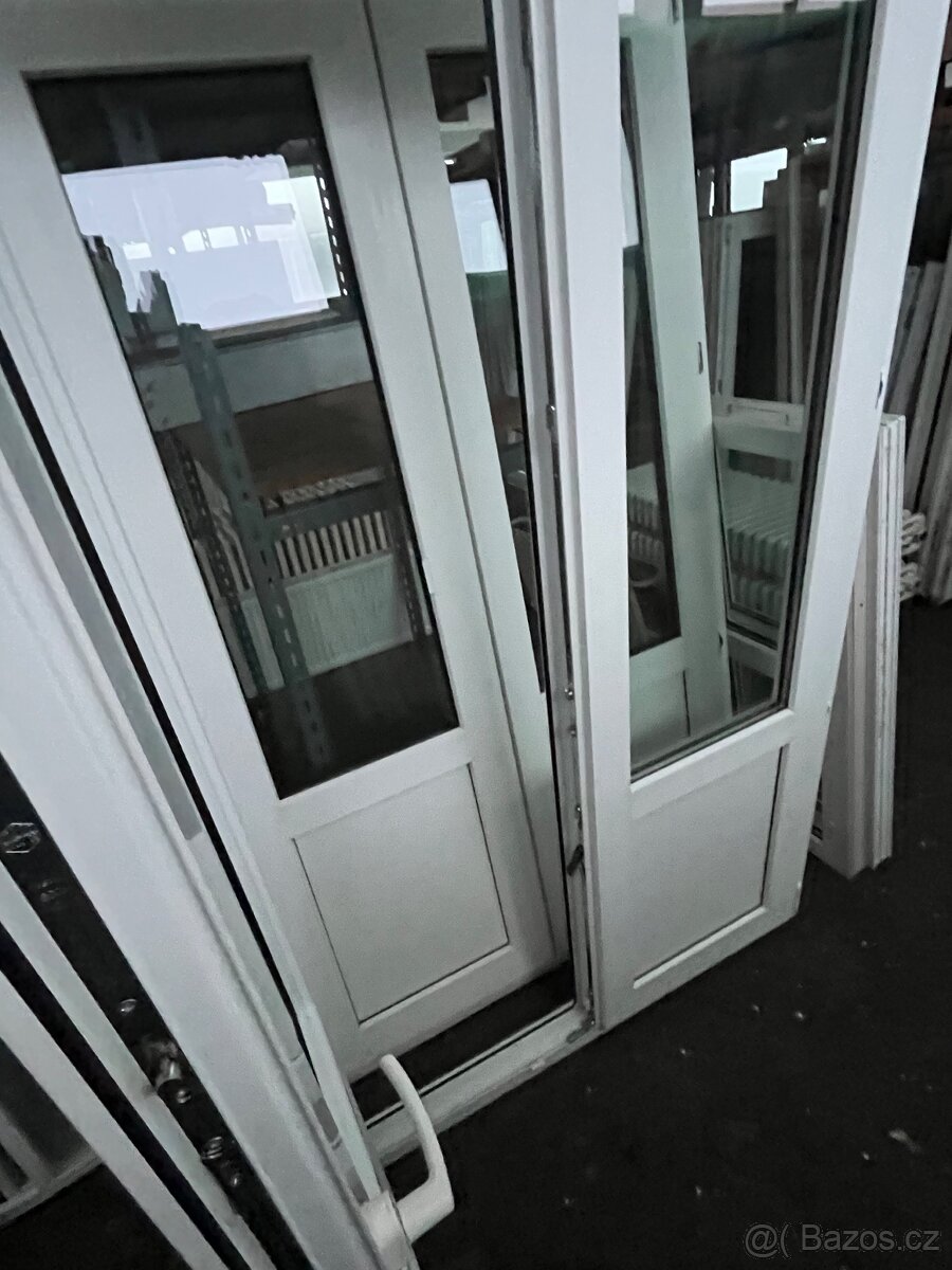 TERASOVÉ PLASTOVÉ DVOUKŘÍDLÉ DVEŘE OTV VEN 128x209-257 - 3