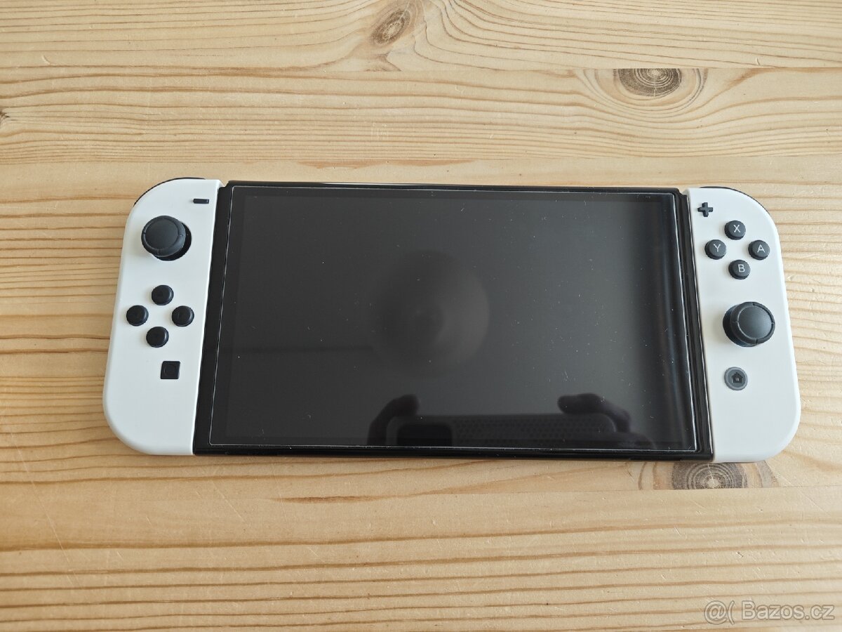 Čipovaný Nintendo Switch Oled - 3