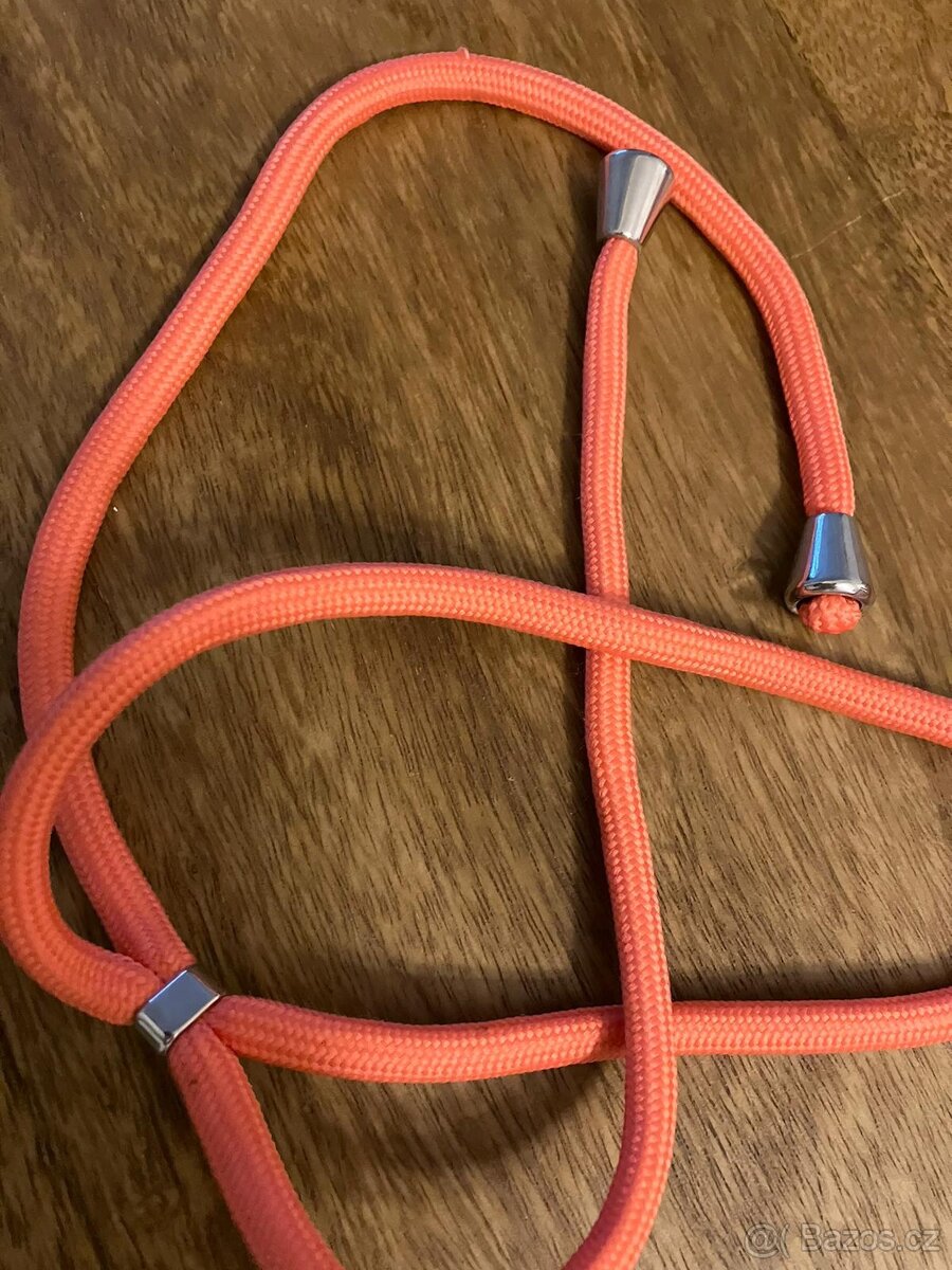 Silikonový obal se šňůrkou na iPhone XR-neonově růžový NOVÝ - 3