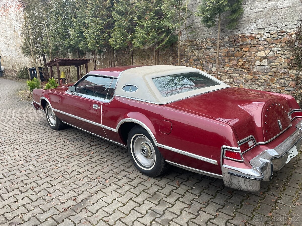 Lincoln Continental Mark IV - 3