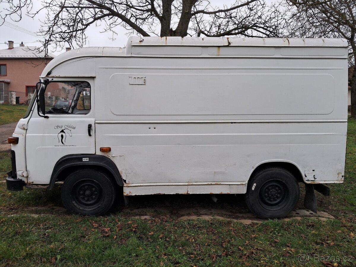 Avia A21T furgon do 3,5T - 3