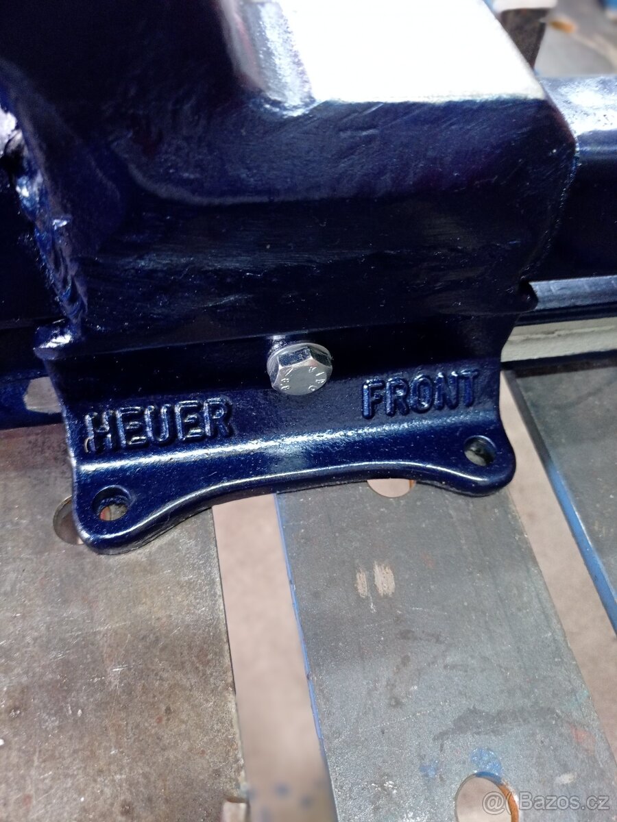 Svěrák Heuer front - 3