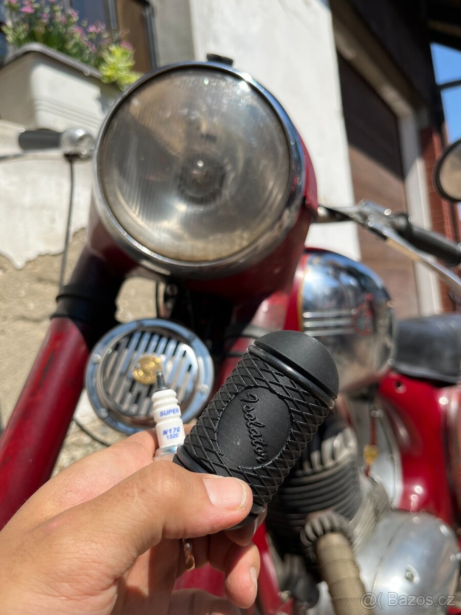 Kryt svíčky ISOLATOR PAL - 3