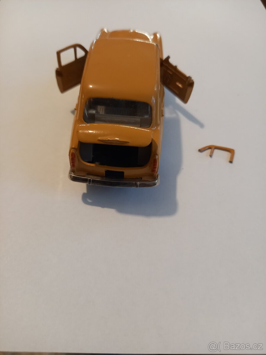 Moskvič 403, kovový, SSSR, 1:43 - 3