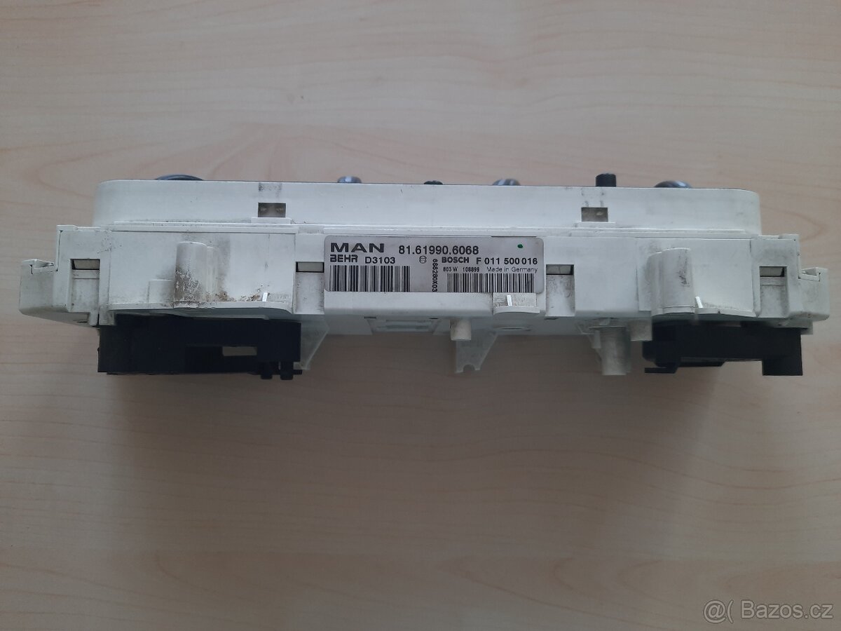 Ovladače topení MAN 81.61990.6068 - 3