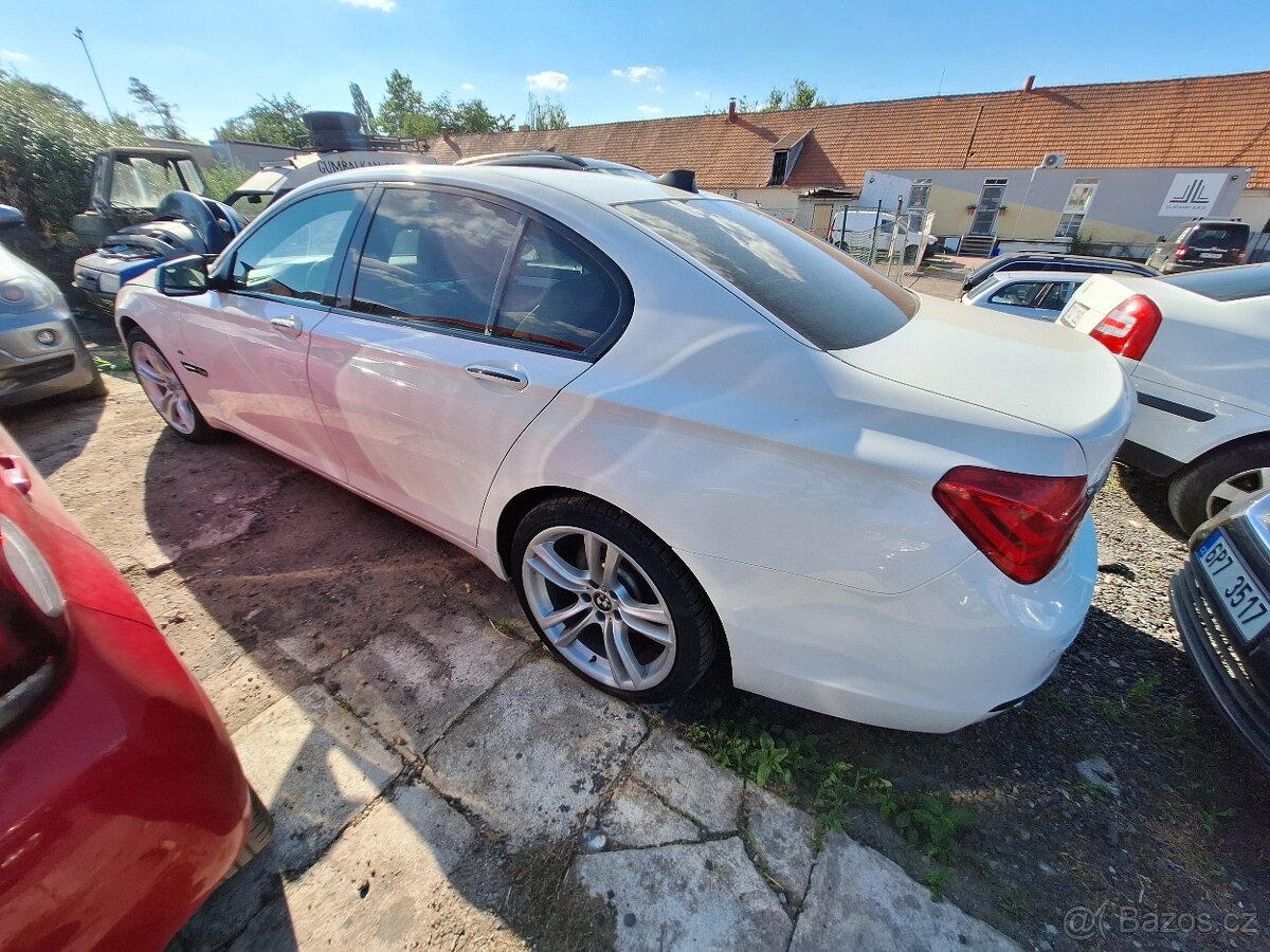 DÍLY BMW 740D F01 225kW 2011 M-packet - 3