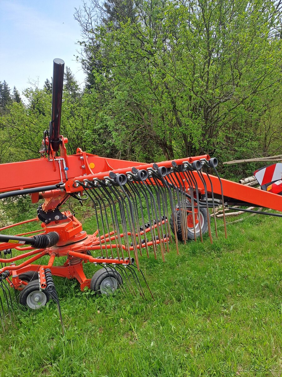 Hrabačka, zhrňovač Kuhn GA6930 - 3