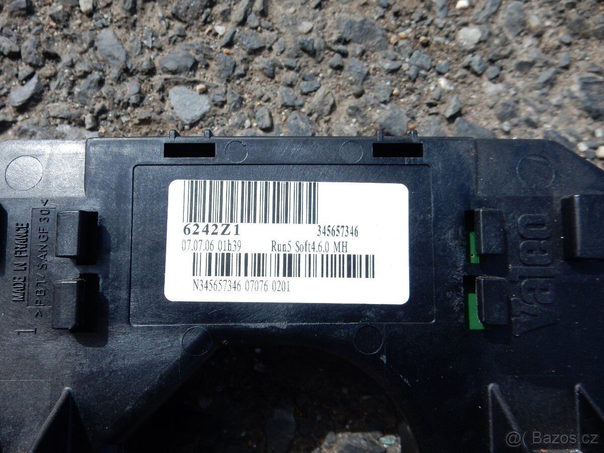 Přepínací páčky pod volant Citroën C4 - 3