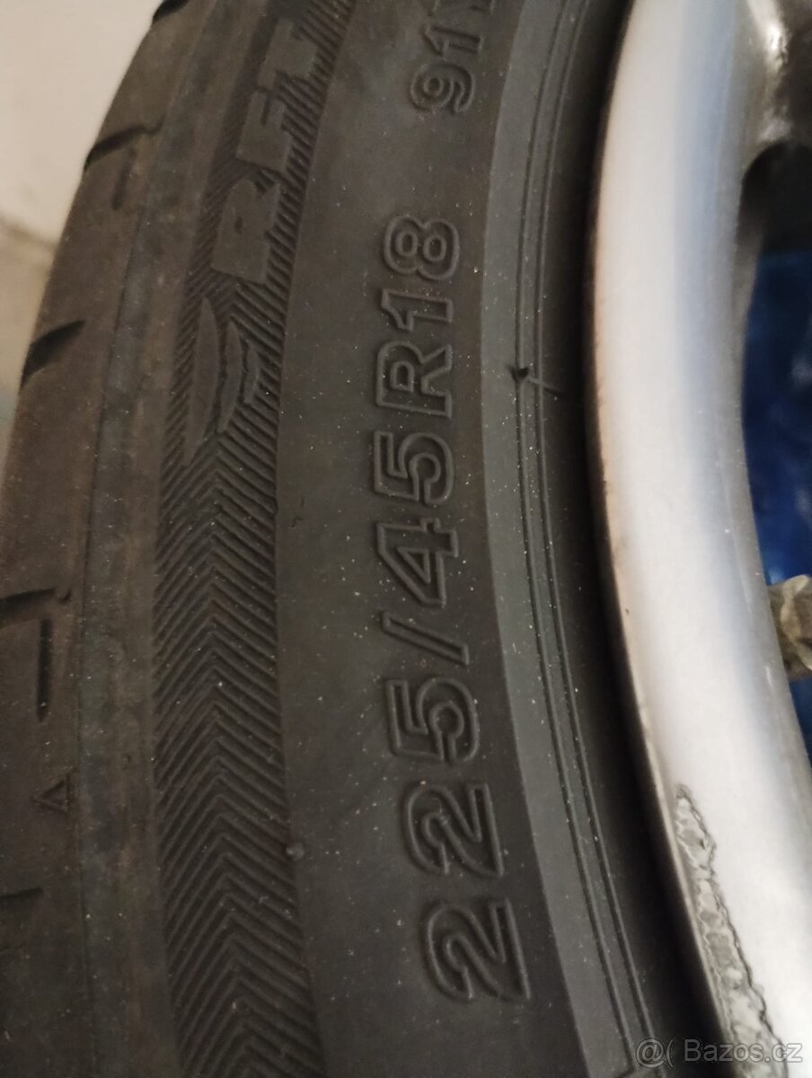 BMW styling 441M 225/45 R18 a 255/40 R18 - 3