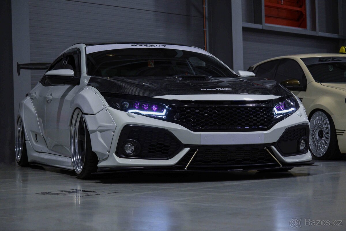 Honda Civic Sport+ FK7 2018 - 3