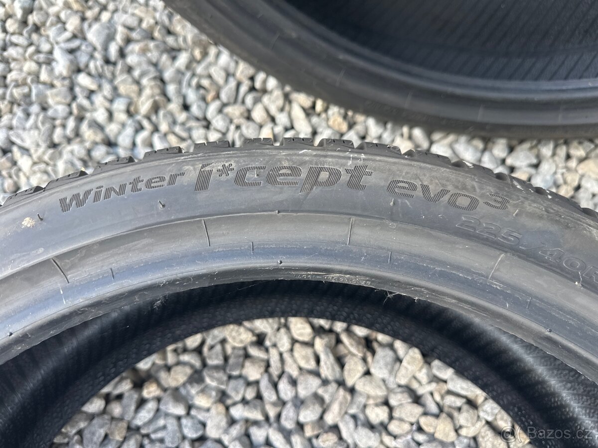 Zimní pneu Hankook Winter iCept 225/40 R19 - 3