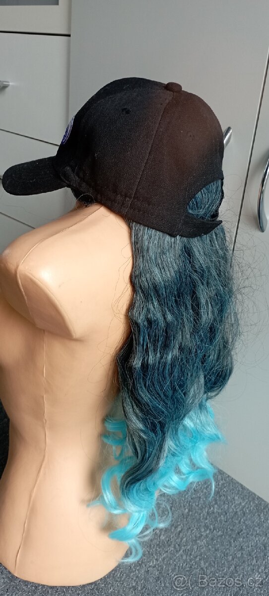 Nová kšiltovka s vlasy - 3