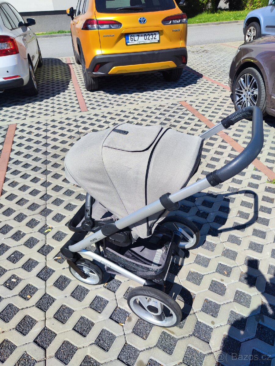 Kočárek Mutsy Nio - 3