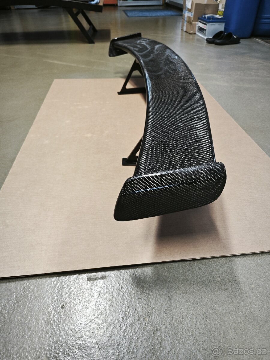 Zadní křídlo Black series - 3