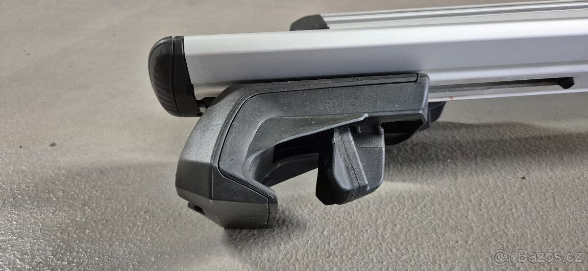 příčníky Thule WingBar Evo pro Volvo V70 - 3