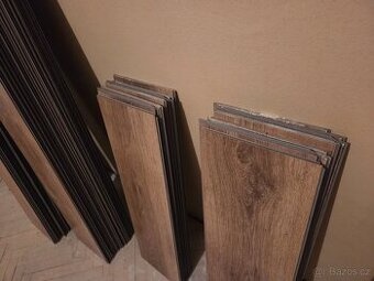 Plovoucí podlaha a lišty - 3