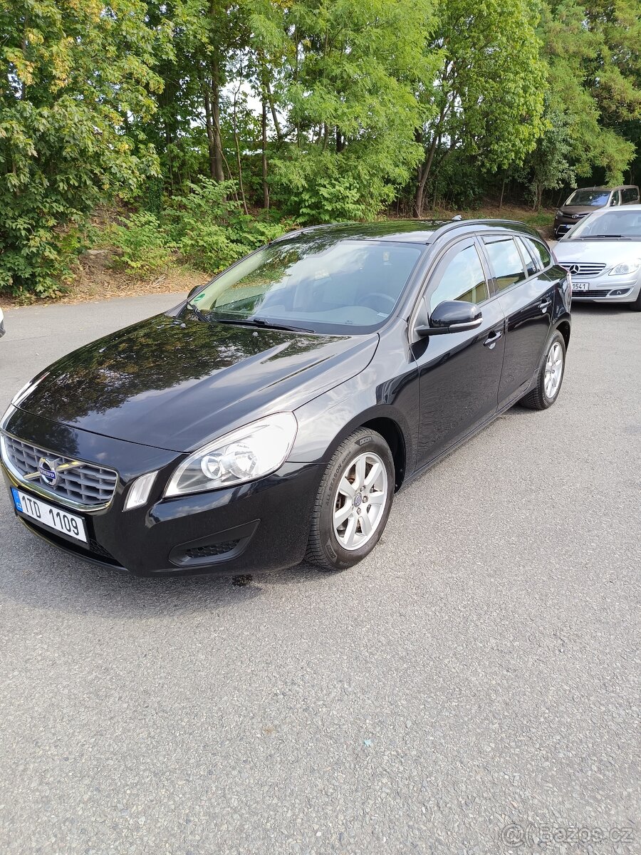 Prodám VOLVO V 60, D2, 84 kW 1.6 DRIVe - 3
