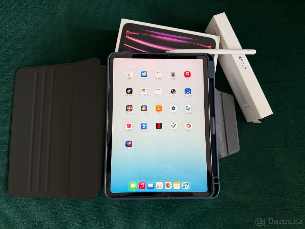 Apple iPad Pro, 2TB, 16GB - 3
