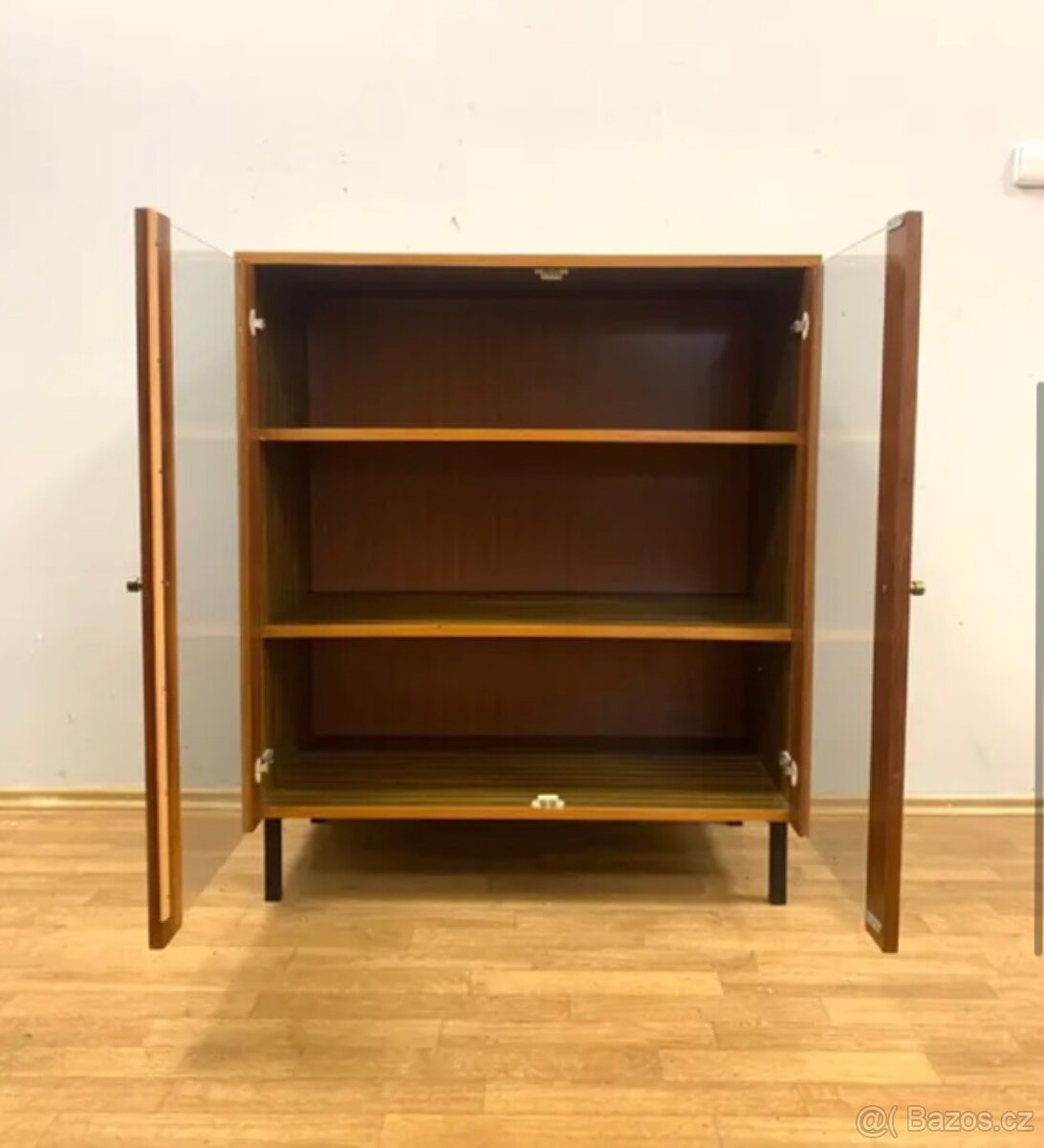 Retro komoda Hikor - 3