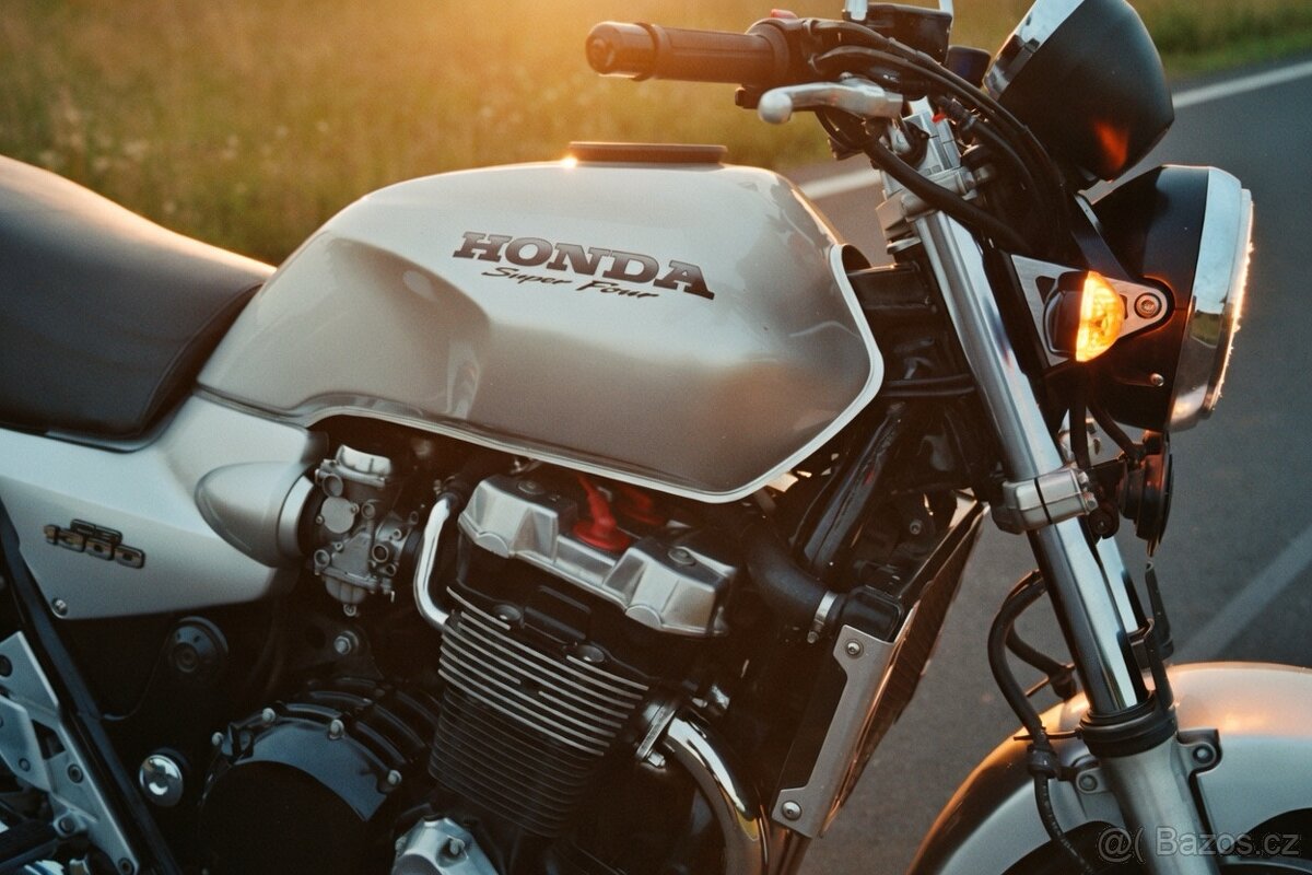Honda SC40 CB1300 SUPER FOUR - 3