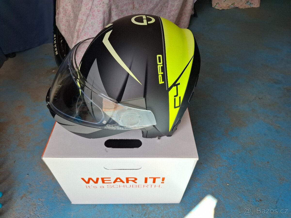 Helma SCHUBERTH C4 PRO vel.62-63 - 3