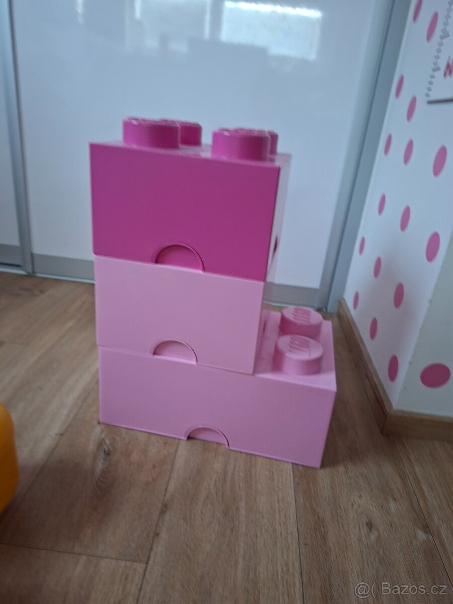 Boxy na lego - 3