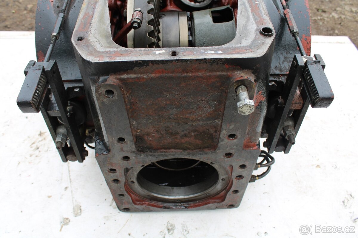 Zetor uř2 rozvodovka 8111-16145 - 3
