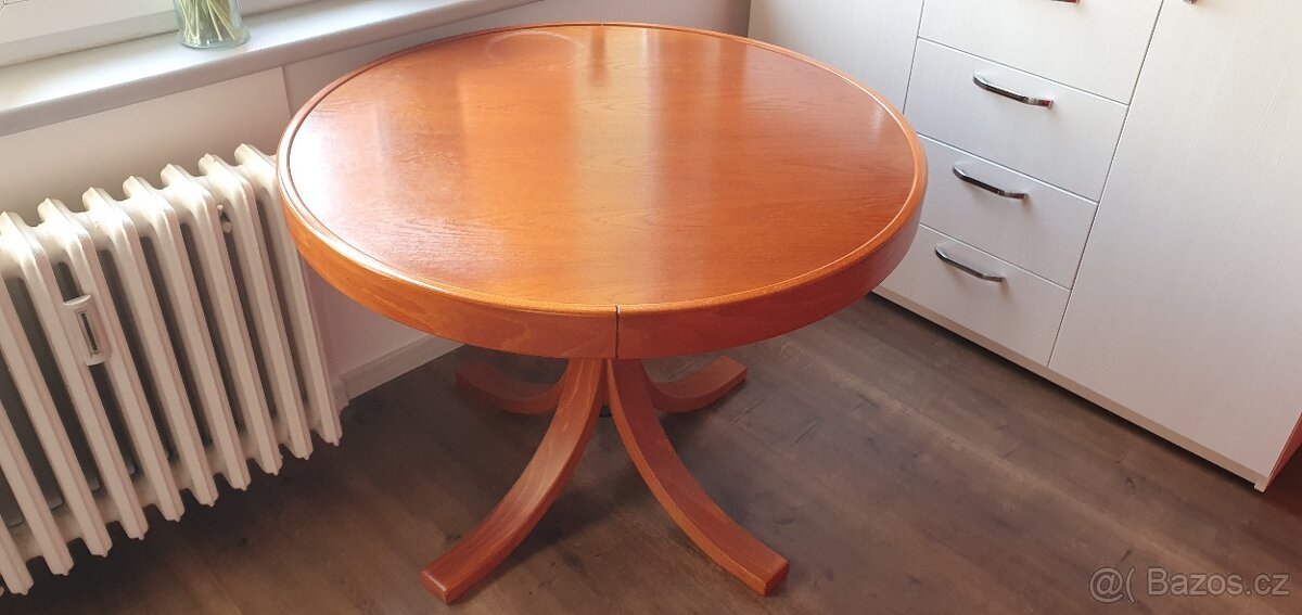 Jídelní stůl AMOS + 4× židle Jelínek - 3