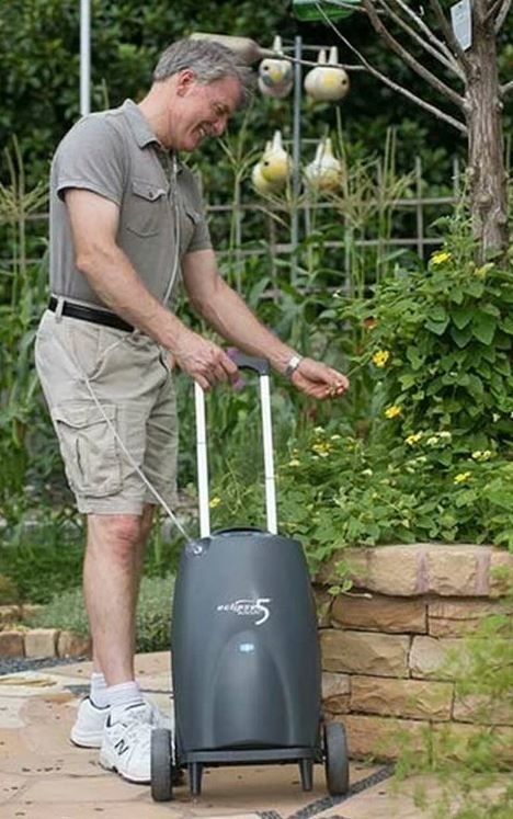 Kyslíkový koncentrátor CAIRE ECLIPSE 5 - až 9l / 1 minuta - 3