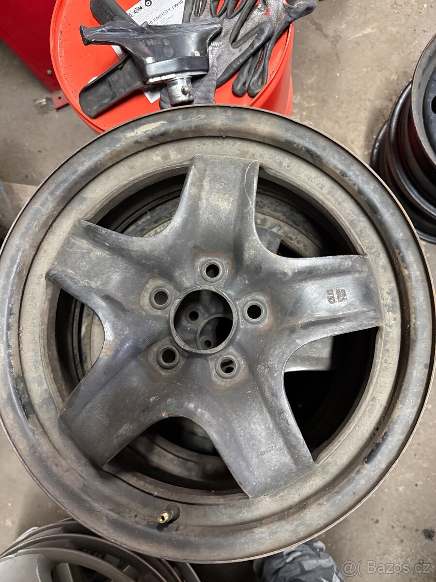 Plechové disky r16 ford - 3