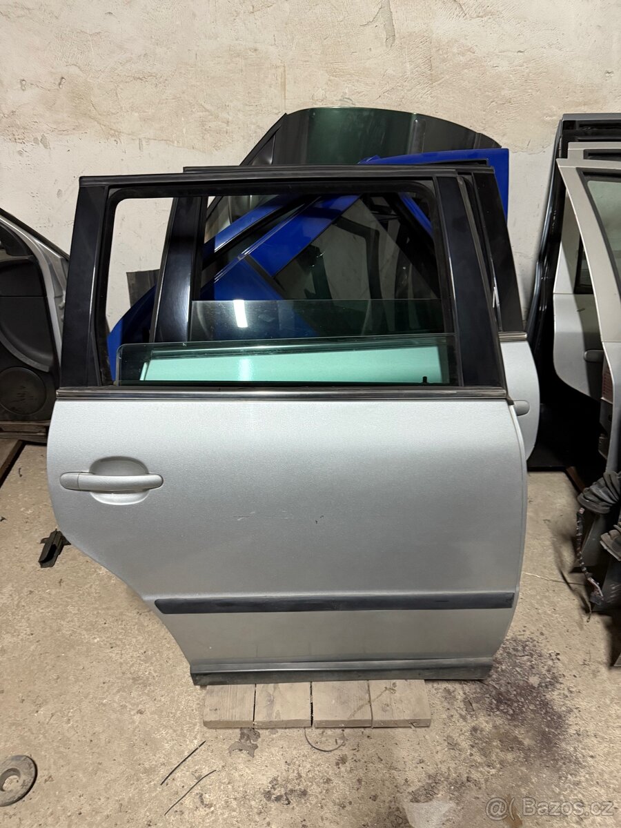 Dveře VW passat b5.5 combi - 3