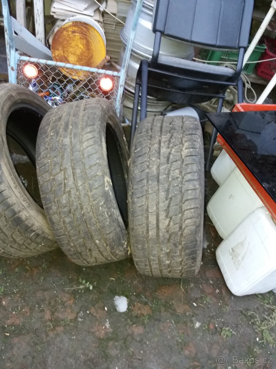 Prodam zimni pneu R17 - 3