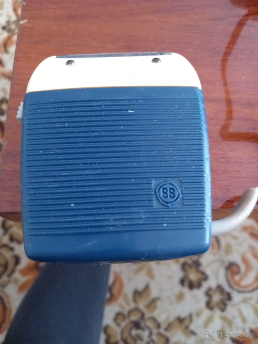 Holící strojek - 3